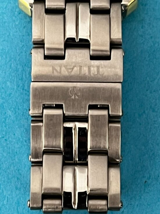 Titan Stainless tank Analog Square Men\'s Watch New Battery main image 11